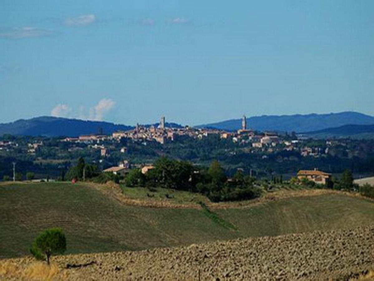 בית הארחה Corsano  	Castello Di Grotti מראה חיצוני תמונה